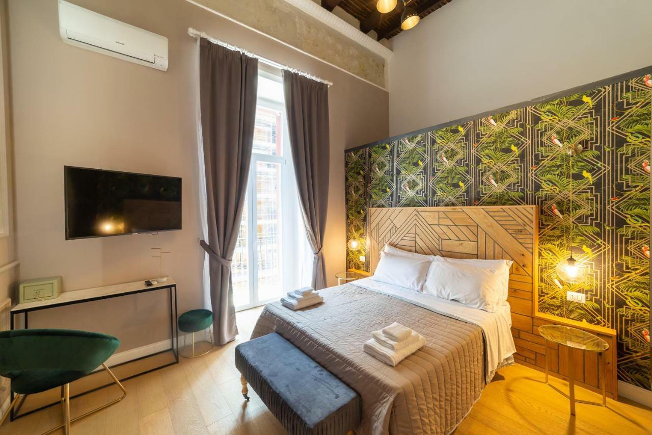 Luxury Triple Room,819823070:JPEG